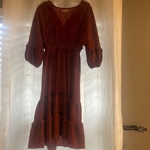 Max studio maxi dress. Great for work adorable flower pattern